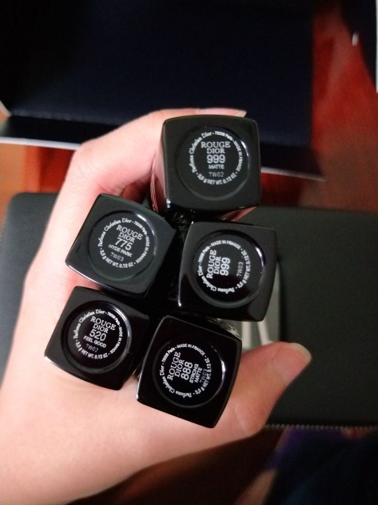 只有一只哦,纪梵希小羊皮305,海南免税店入的