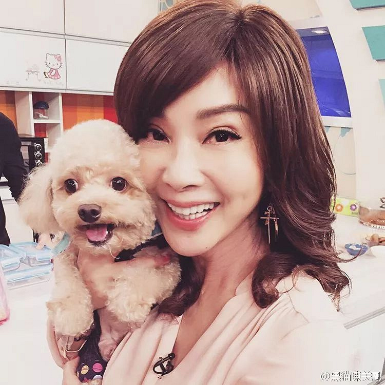 "台湾地区最美欧巴桑"62岁优雅依旧,真正的美丽,从来都与年