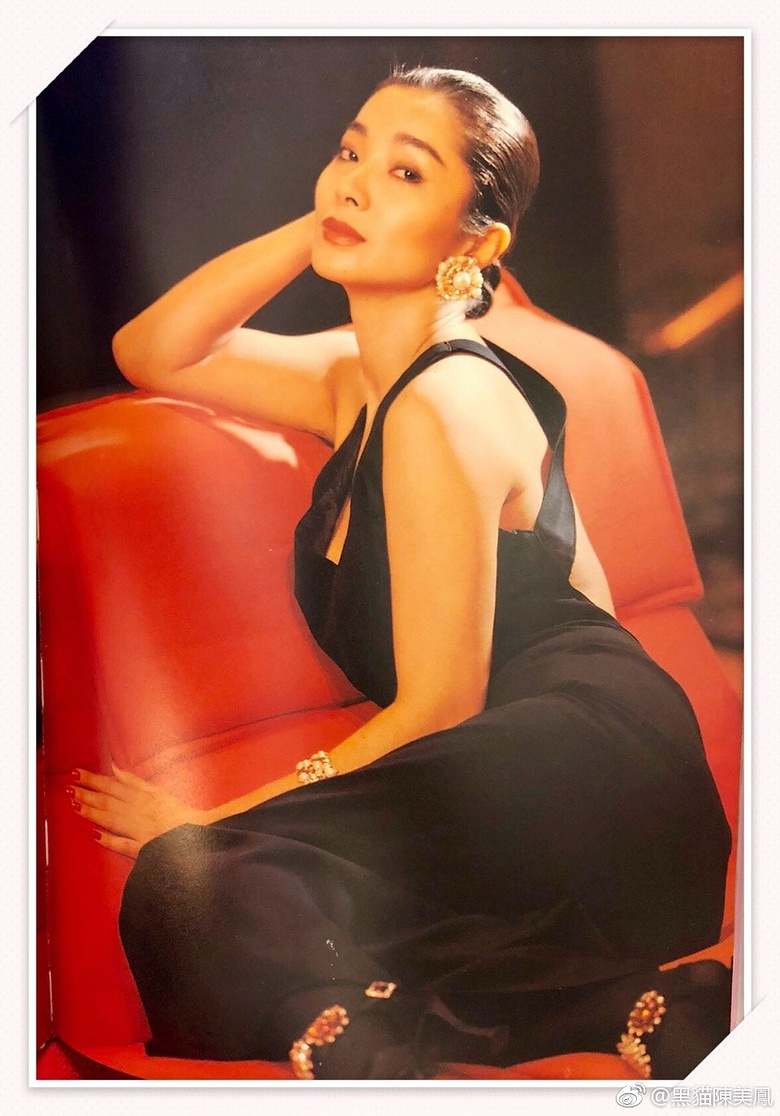 "台湾地区最美欧巴桑"62岁优雅依旧,真正的美丽,从来都与年