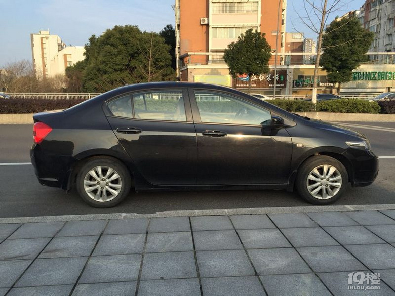 本田锋范自动 黑色 急卖