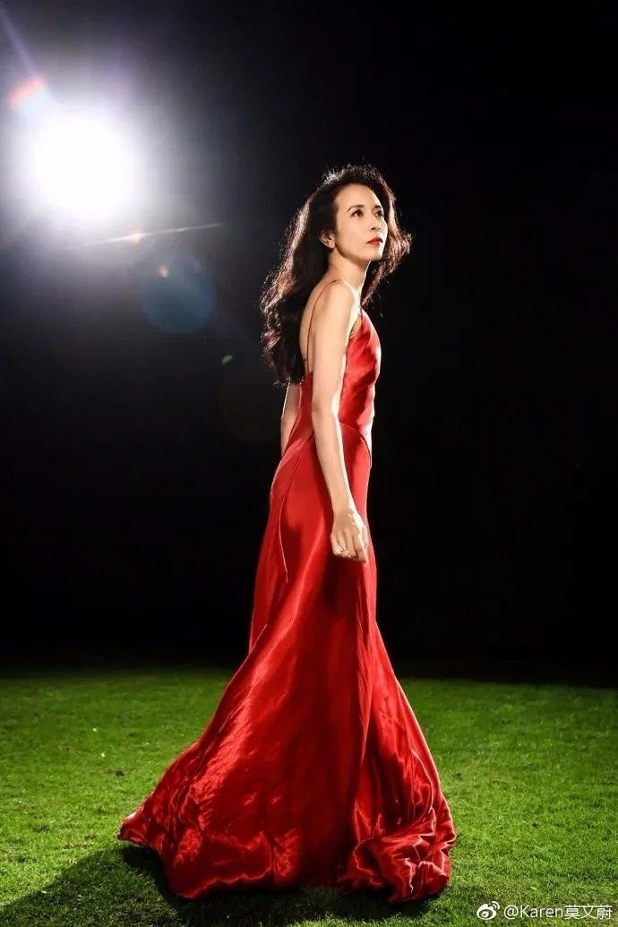 【夜问idol】现场传授爱情保鲜秘诀,出道25年的她凭啥还能