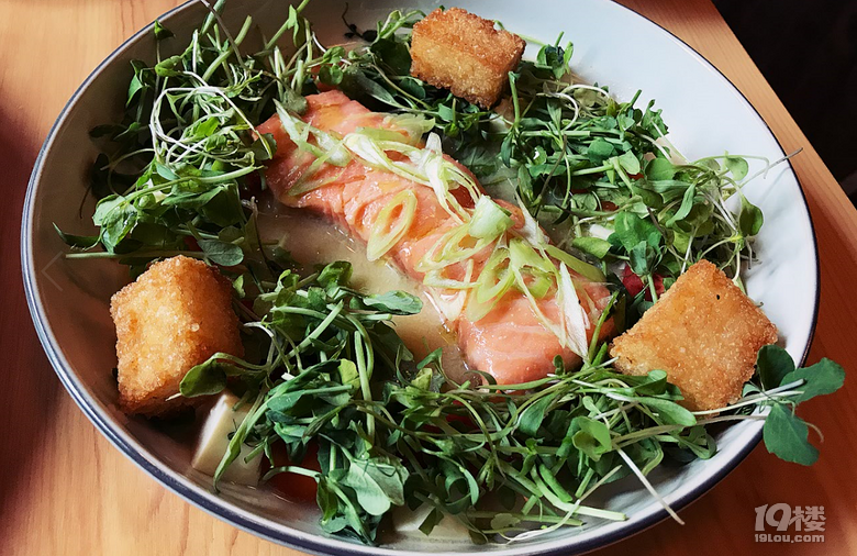 【8隊(duì)】清明節(jié)的上海美食行