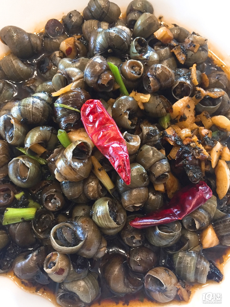 紫苏酱炒螺丝:清明前后是食用螺蛳的最佳时