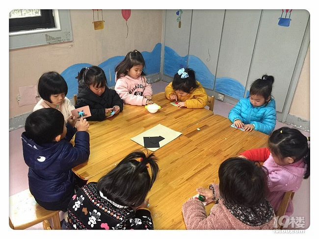 西湖区托班--这里有友爱的老师、温馨的环境和