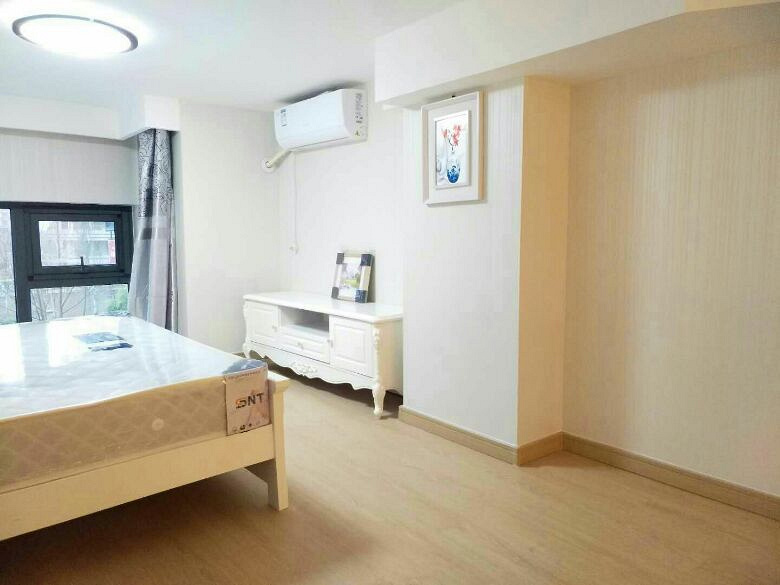 出租房屋.地址在东亚新干线彭埠地铁附近,新精