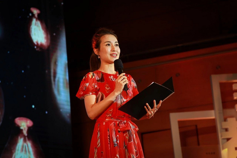 《慈善需要一种心灵的影响力》:周莹