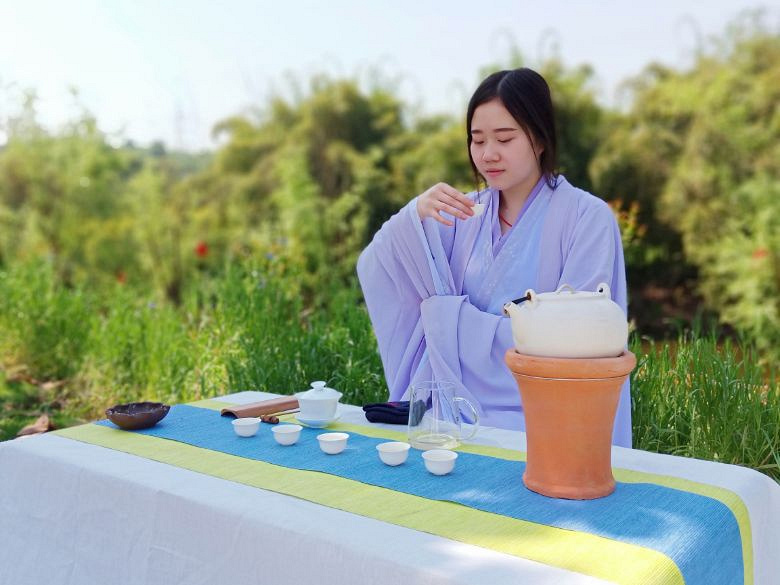 总将少女拟绿茶,古典小姐姐与绿茶的美照