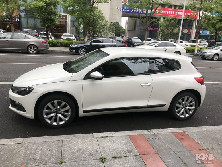 大众尚酷 白色 急卖