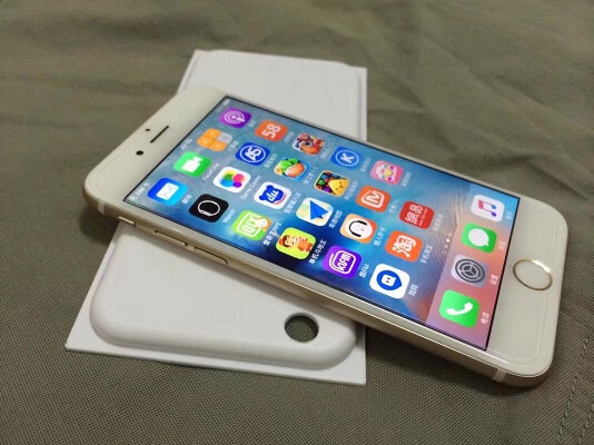 闲置个苹果6手机便宜转让,网通用的,64