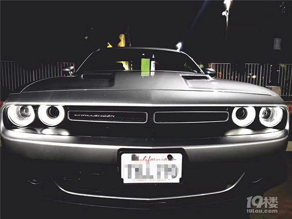 北京酷车小镇道奇挑战者汽车音响改装美国捷力c5打造属于男人音乐