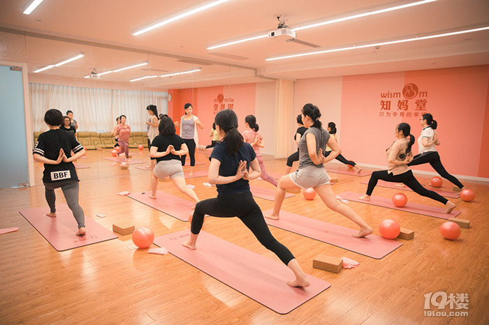 杭州孕期瑜伽，孕期控制体重有效，避免产后肥胖