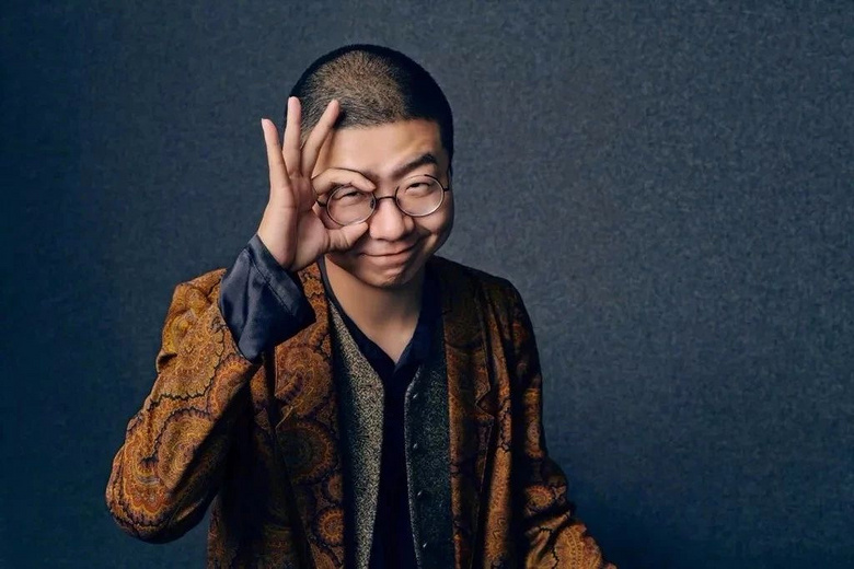 娱圈奇人 | 又丑又俗却能找个天仙女友,骂遍娱乐圈的他还能圈