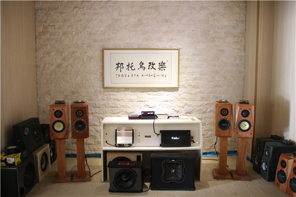 雪弗兰创酷汽车音响怎么改比较好,武汉乐改大师店创酷改装案例