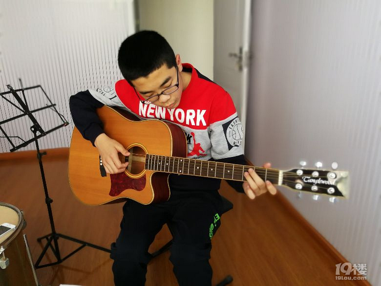 杭州萧山指弹吉他教学、原创词曲创作