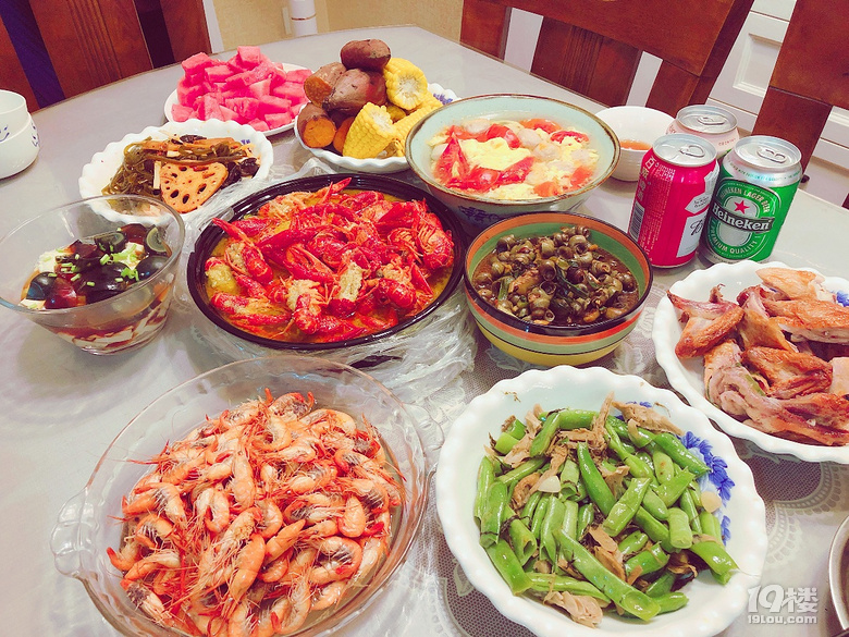 单身狗们过情人节,没再怕的!