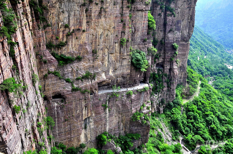 掛壁公路郭亮洞