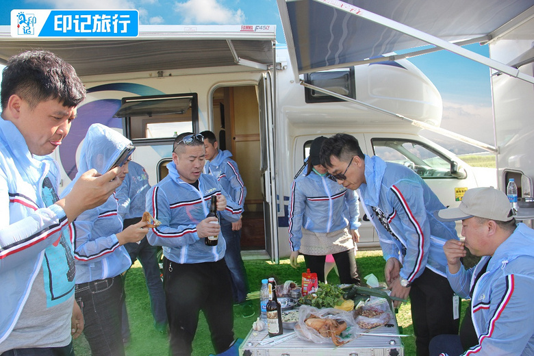 【呼伦贝尔房车旅行】高端房车露营“网红4+2趣骑”+慢节奏5日游
