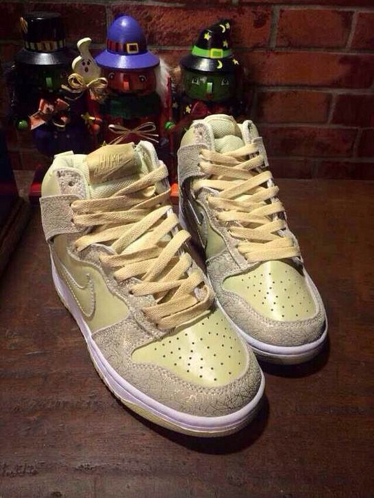 灰太狼说:卖莆田高仿鞋的微信号是多少,红太狼