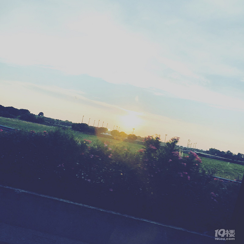 (lin)WR˹ r(sh)ˇg(sh)W֮á(dng)