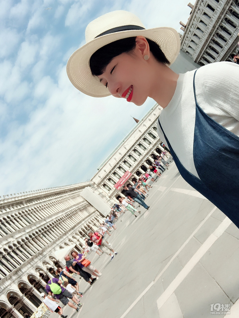 百聯(lián)奧特萊斯 ——“時尚藝術歐洲之旅”啟動!