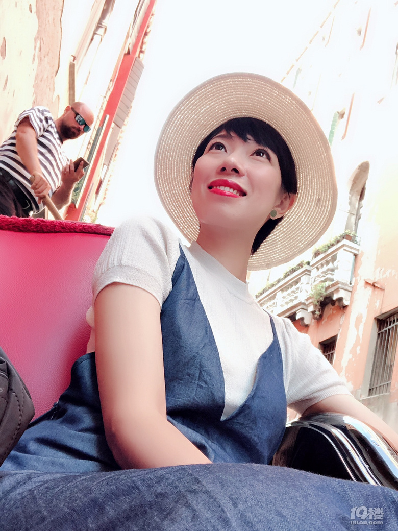 百聯(lián)奧特萊斯 ——“時尚藝術歐洲之旅”啟動!