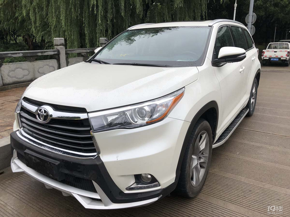 出售丰田汉兰达2.0t四驱豪华版 珍珠白