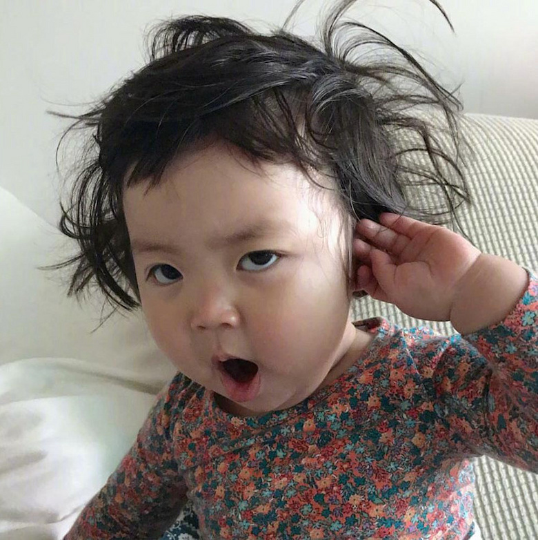 这个小女孩靠着一张软绵绵的小脸蛋走红,看过的人都想捏一捏!