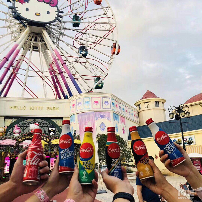 杭州Hello Kitty樂園三周歲生日啦,花藝節(jié)·夜公園夢幻開啟!