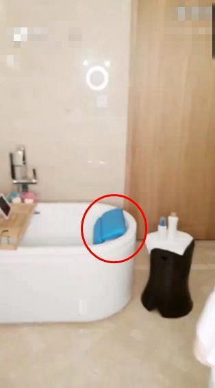 景甜视频教学正确刷牙方法 无意间暴露其豪华