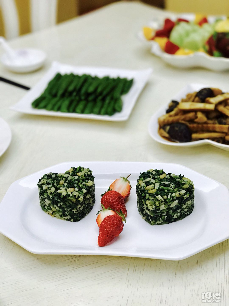 初夏聚餐一道香甜的小點(diǎn)心——芝士杏仁焗南瓜