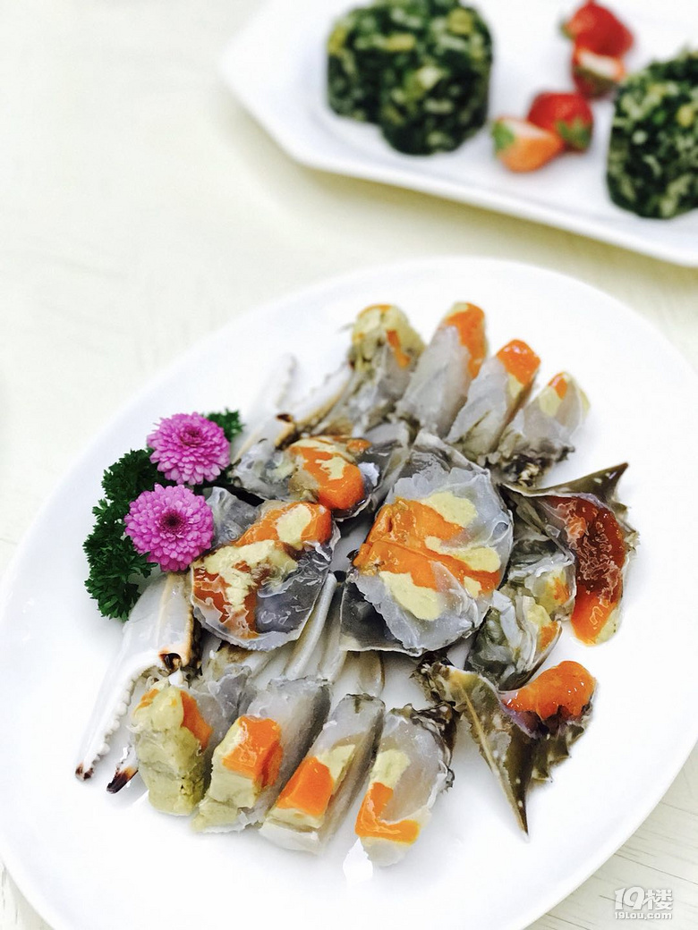 初夏聚餐一道香甜的小點(diǎn)心——芝士杏仁焗南瓜
