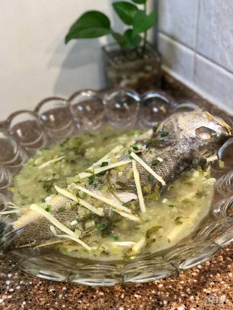 初夏聚餐一道香甜的小點(diǎn)心——芝士杏仁焗南瓜