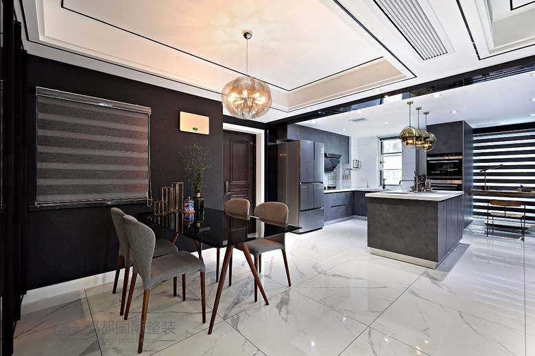 ������������װ����������ʢ���ĳ� �������ݷ��