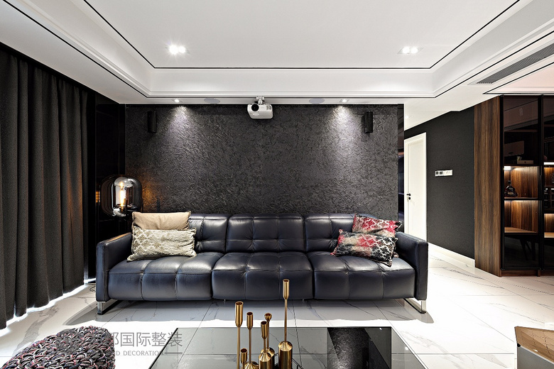 ������������װ����������ʢ���ĳ� �������ݷ��