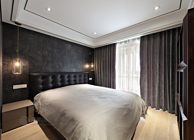 ������������װ����������ʢ���ĳ� �������ݷ��