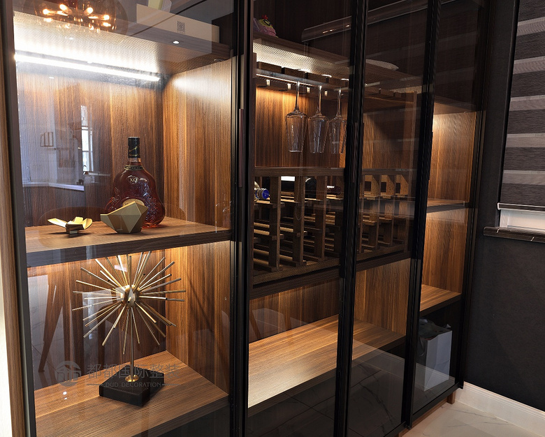 ������������װ����������ʢ���ĳ� �������ݷ��