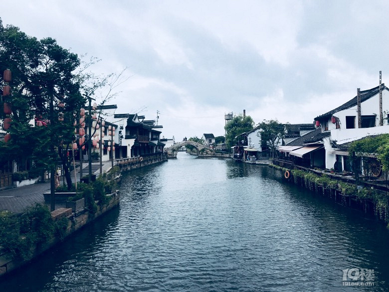 烟雨西塘天气很给力