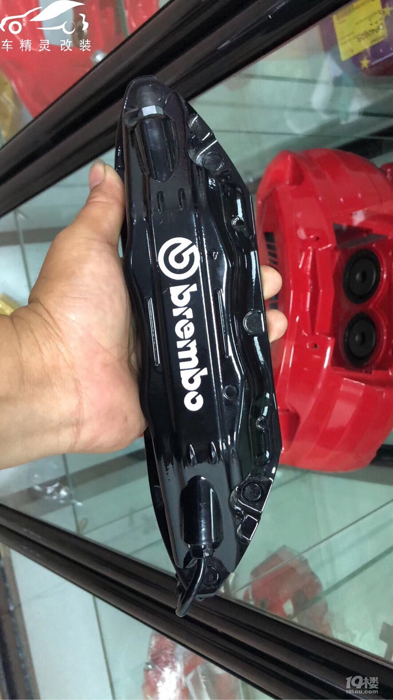 意大利进口原装brembo f50大四,17寸及以上直接安装