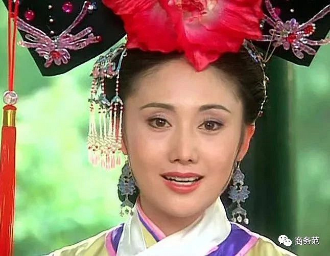 《延禧攻略》造型戏很多：高贵妃和猪八戒撞衫、佘诗曼穿黑斗篷黑