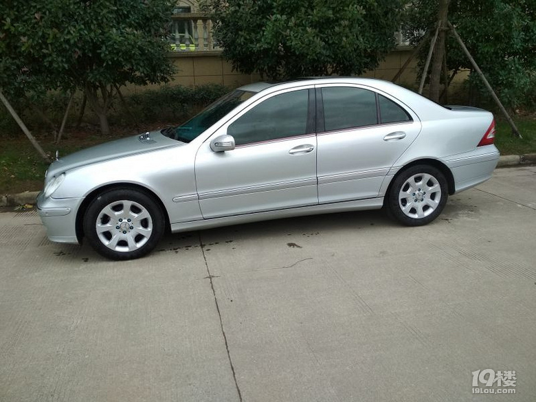 转让发财车06年奔驰c200银色4万出