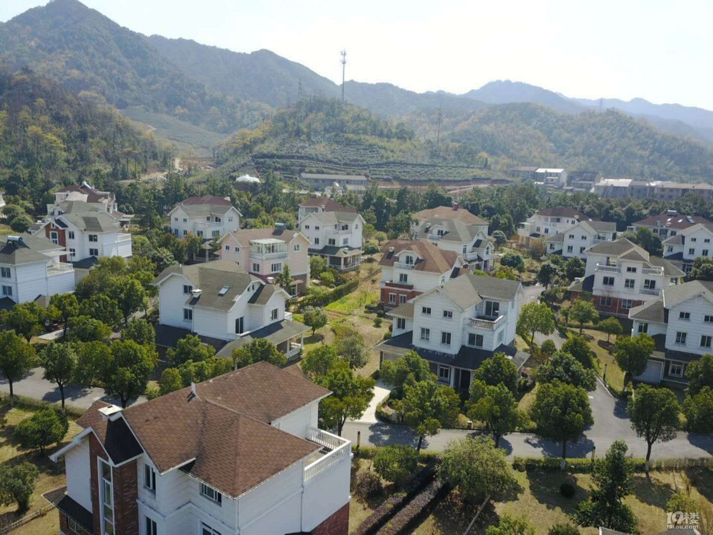 杭州绍兴维多利亚庄园别墅售楼部电话:400-763-1618转47810