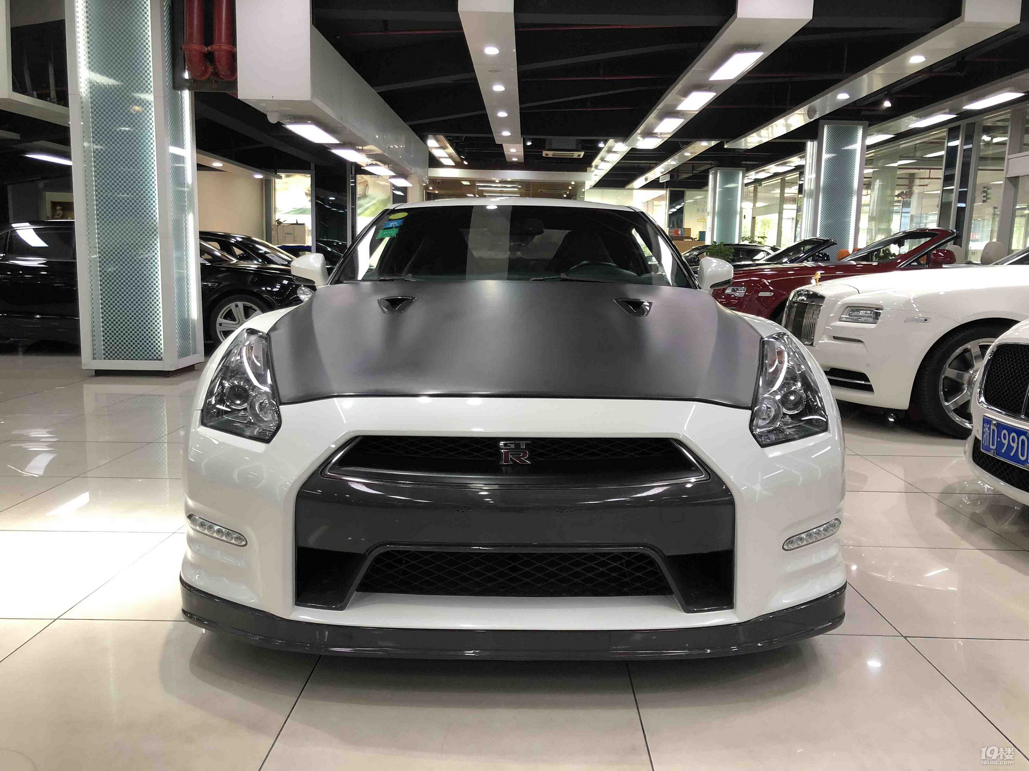 2012年4月日产gtr3.8顶配-二手车-杭州19楼