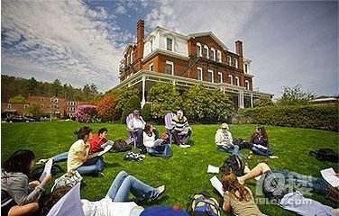 人民币兑美元6.9,留学美国一年多花六七w 夏令