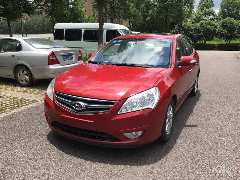 现代伊兰特悦动豪华版 红色-二手车-杭州19楼