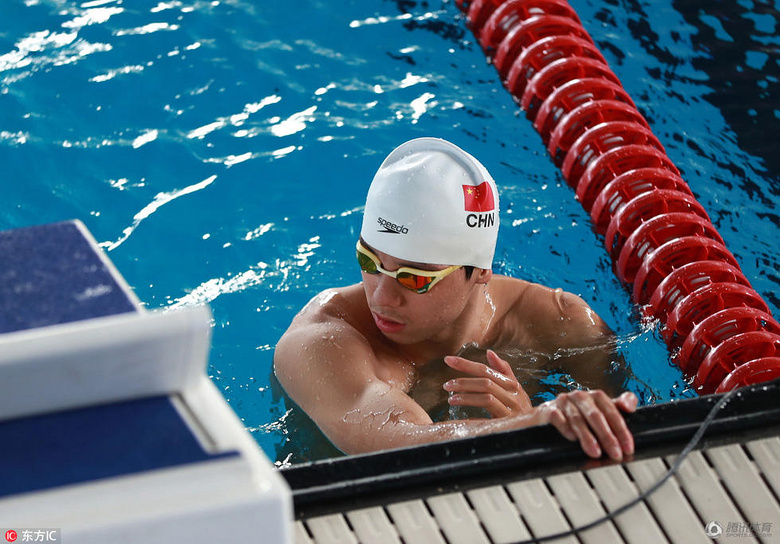 高清:游泳小将季新杰训练中 这样秀肌肉真的好吗