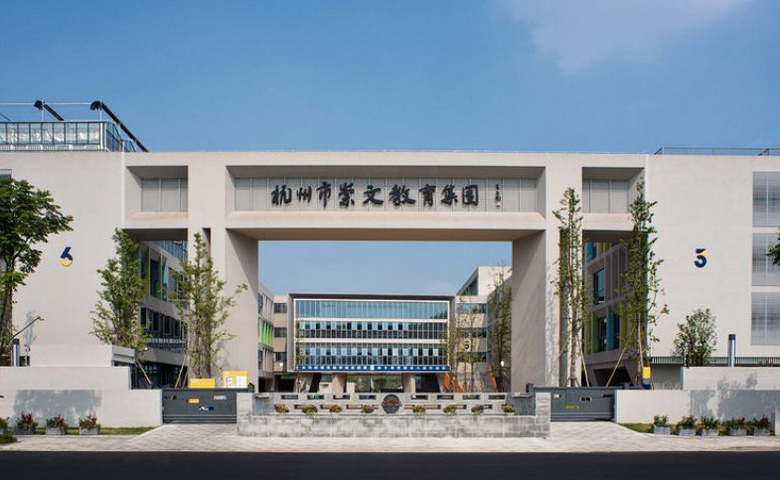 峰眼民生一脉相承又与众不同的新班级教育