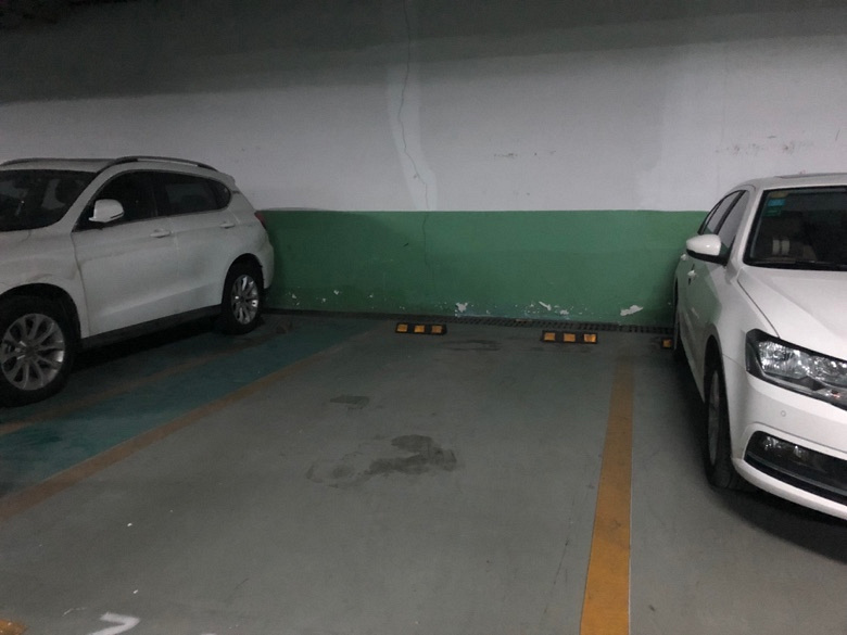 庆春银泰周边 新传媒产业大厦地下车位出租