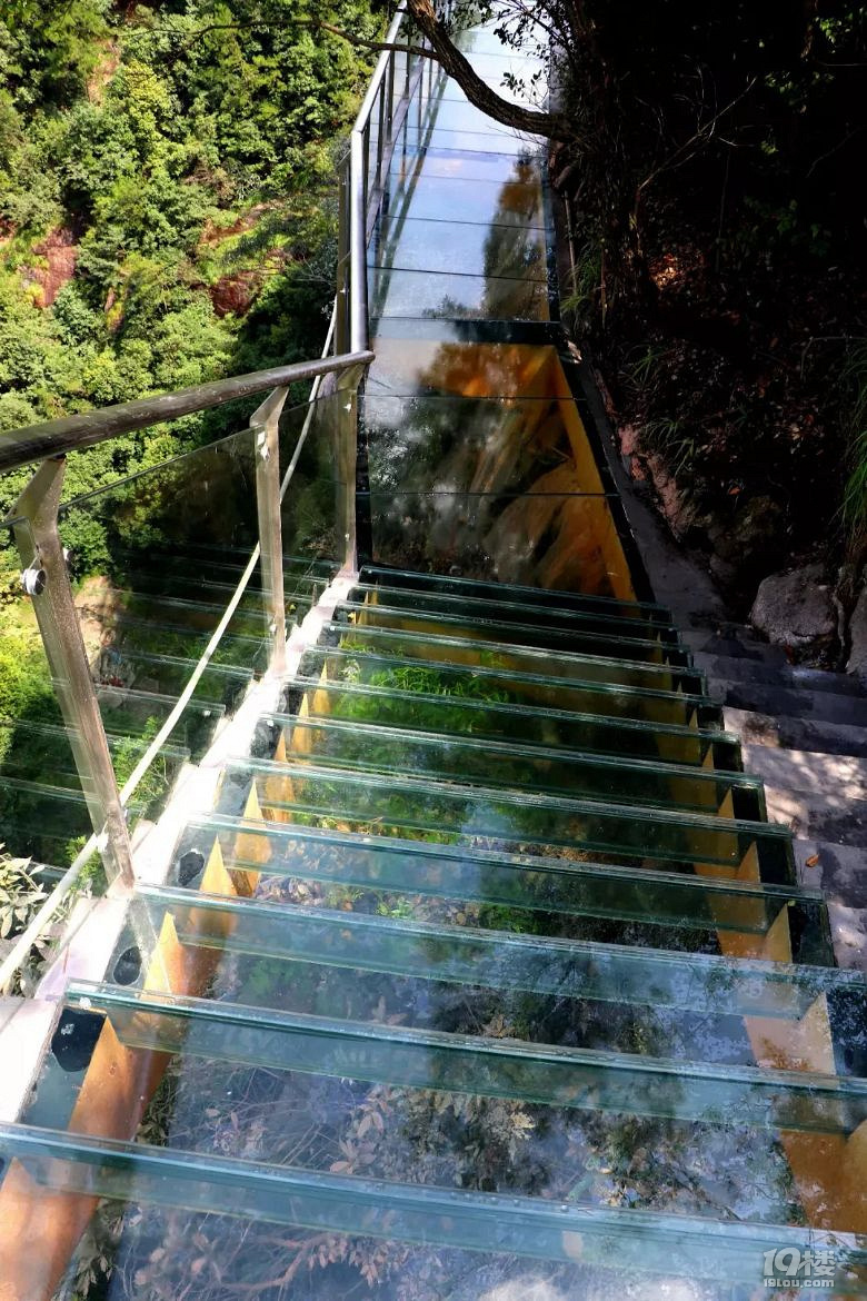 16天台3d玻璃栈道 济公故居 国清寺一日游