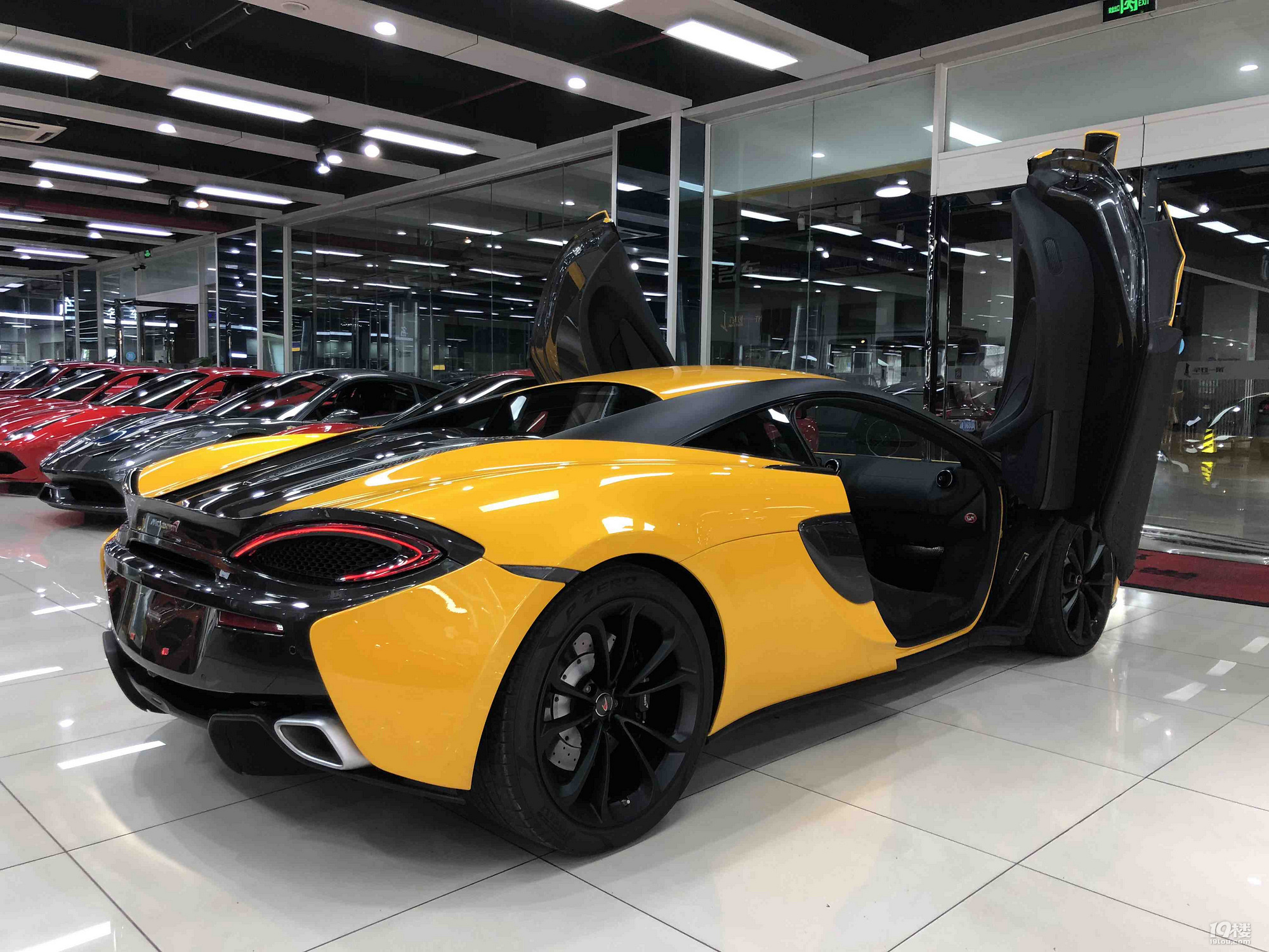 2016年11月迈凯伦540c超跑顶配-二手车-杭州19楼