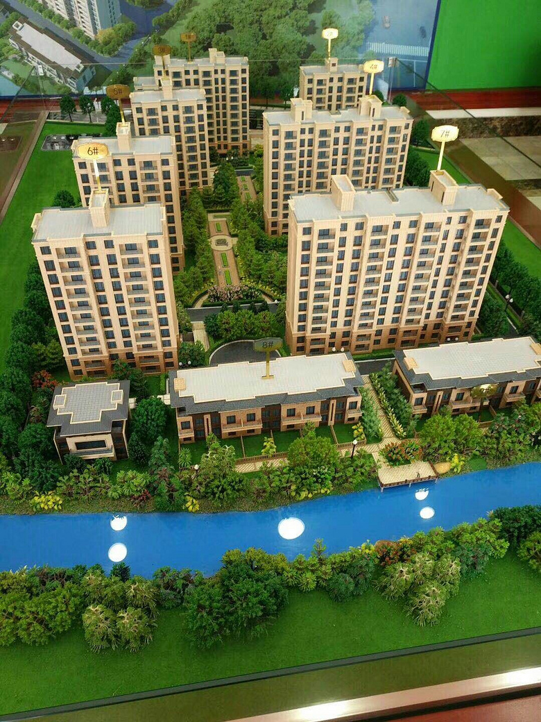 杨汛桥.芝湖花苑,现可以直接认够.均价11000